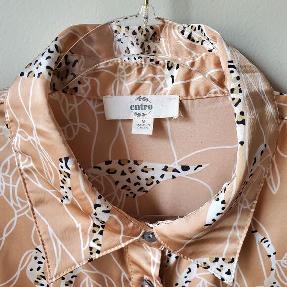 Women Entro Cheetah Beige Balloon Sleeve Blouse Top M Neutral Career Modern NEW - Picture 2 of 11
